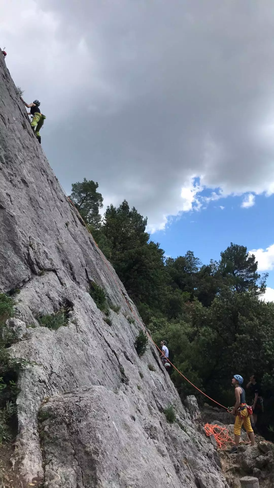 Stage escalade Buis les Baronnies, initiation à la falaise, 4 jours