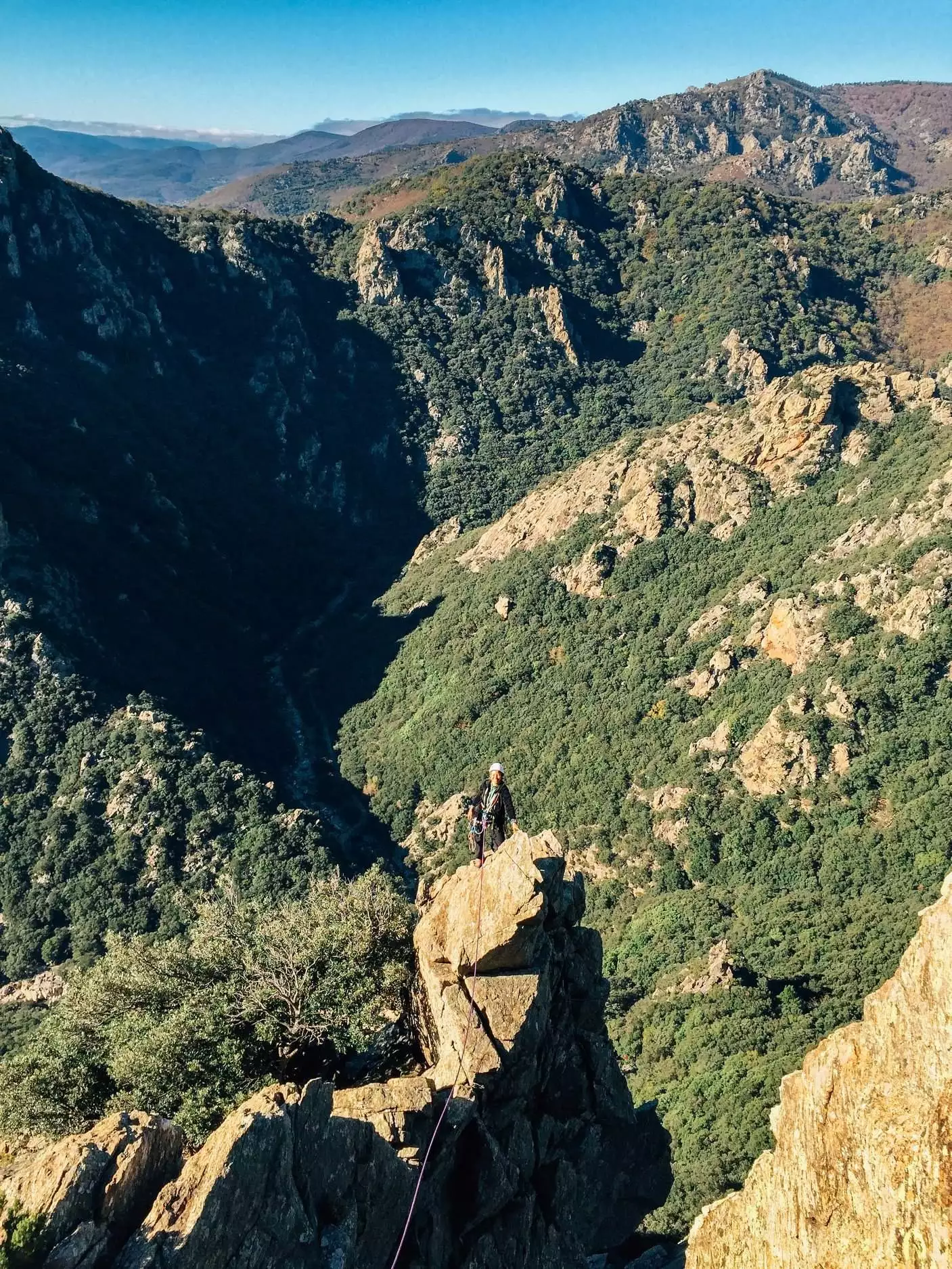 Stage escalade Caroux, initiation Trad & Terrain d'Aventure, 3 jours