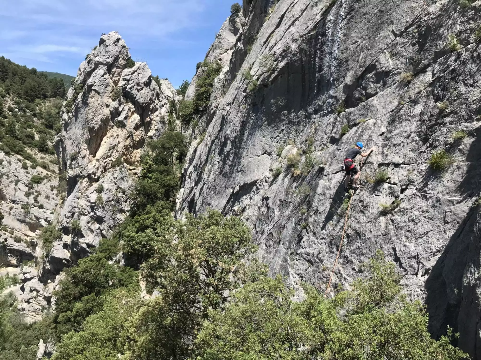 Stage escalade Buis les Baronnies, initiation à la falaise, 4 jours
