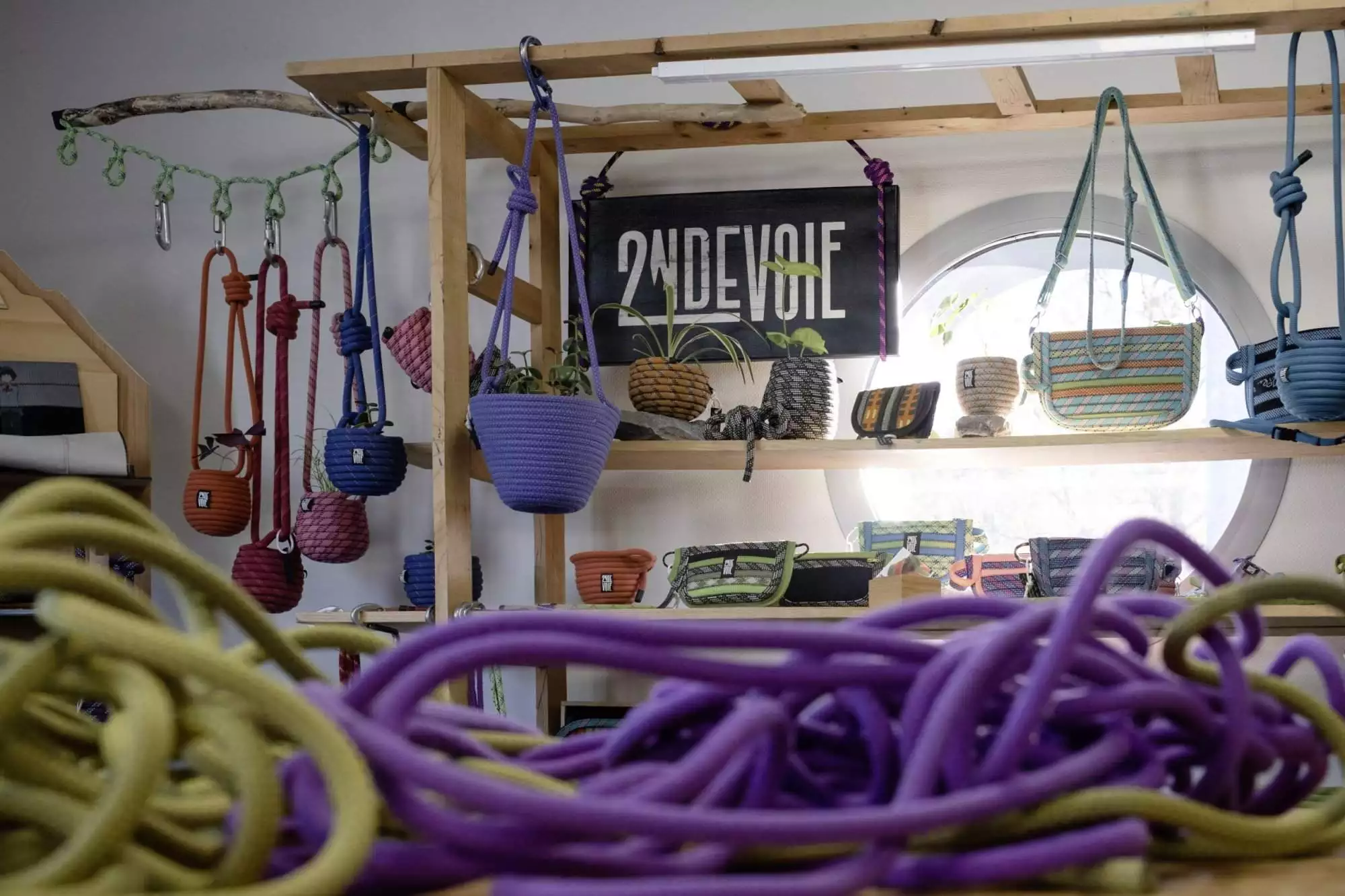 Stand 2NDE VOIE en corde d'escalade recyclée